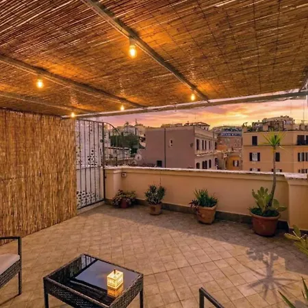 Smart Rooftop Monti דירה רומא